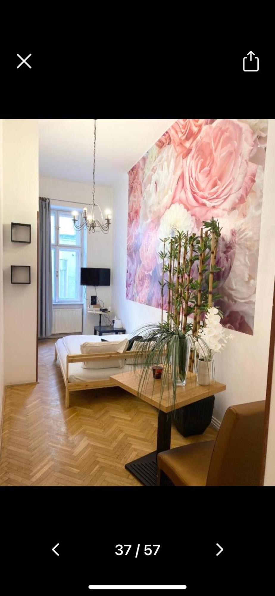 Spring Roses Downtown Boutique Hotel Budapest Bagian luar foto
